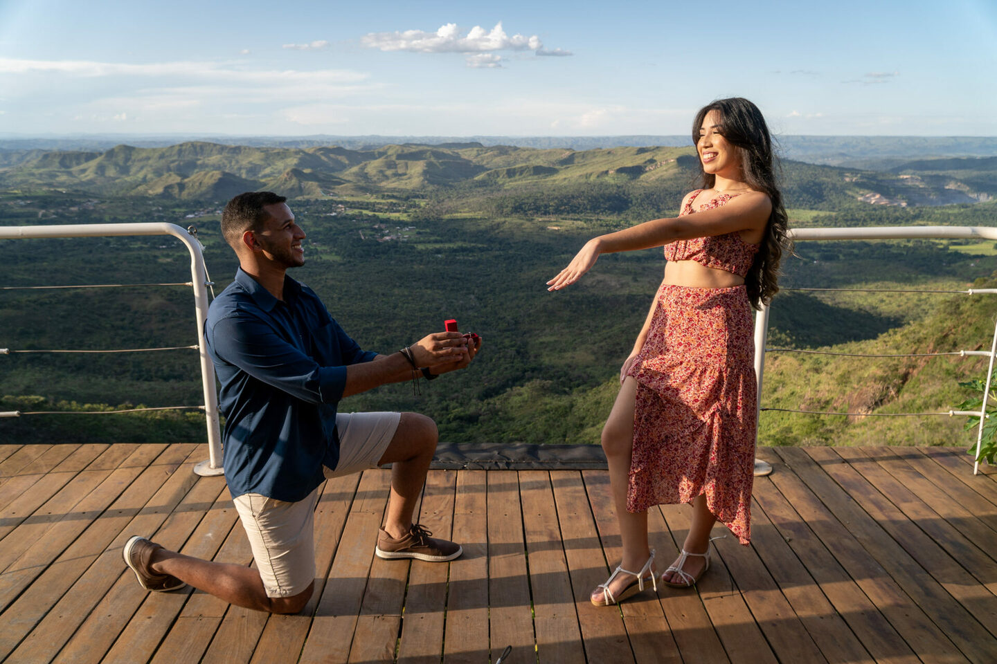 Pedido de casamento perto do céu! Karen e Joel
